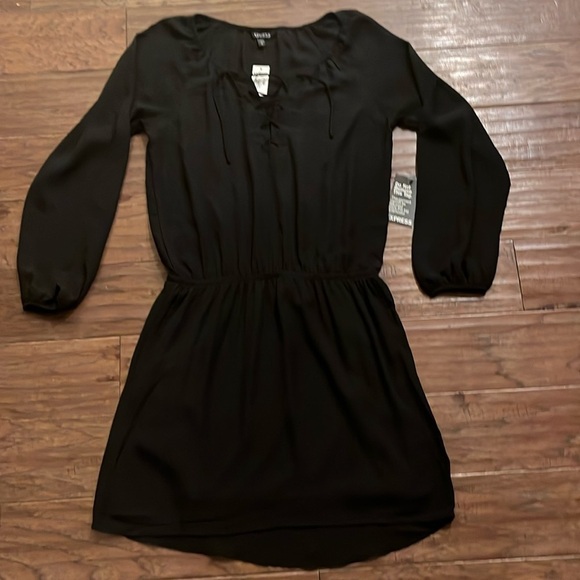 Express Lace Up V-Neck Long Sleeve Dress - Picture 1 of 6